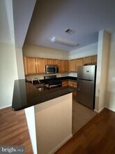 12000 Market St in Reston, VA - Building Photo - Building Photo