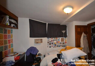 216 Hemenway St, Unit 3 in Boston, MA - Building Photo - Building Photo