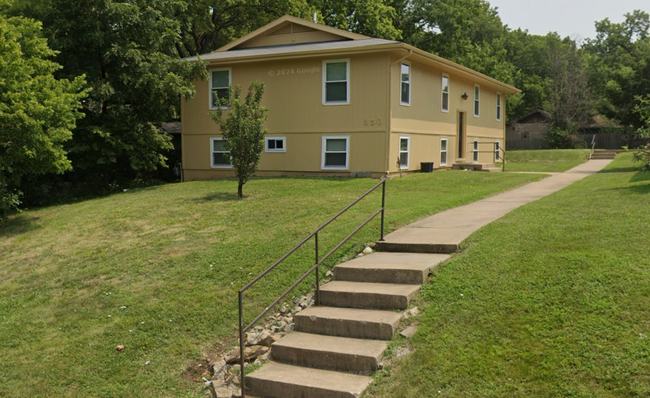 850 Highland Dr, Unit 4