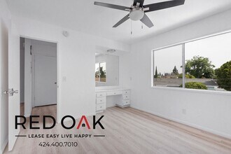 3815 Baldwin Ave, Unit 131 in El Monte, CA - Foto de edificio - Building Photo