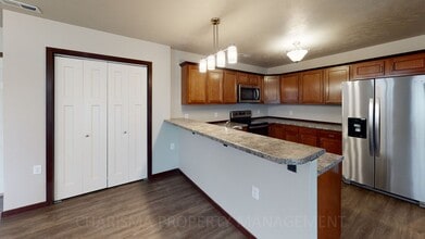 1410 Kayla Pl in Harrisburg, SD - Building Photo - Building Photo