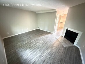 6564 Cooper Meadows Rd in Westerville, OH - Building Photo - Building Photo