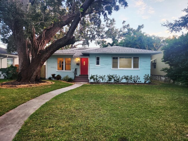 1736 23rd Ave N in St. Petersburg, FL - Building Photo - Building Photo