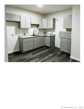 63 Water St in Torrington, CT - Building Photo - Building Photo