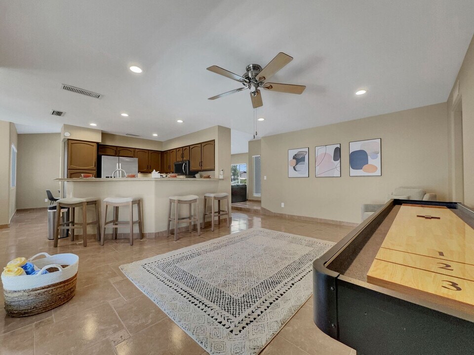 4408 W Yorkshire Dr in Glendale, AZ - Building Photo