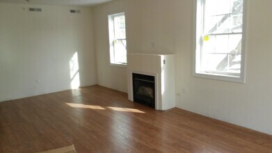 112 39th St-Unit -2 in Union City, NJ - Building Photo - Building Photo