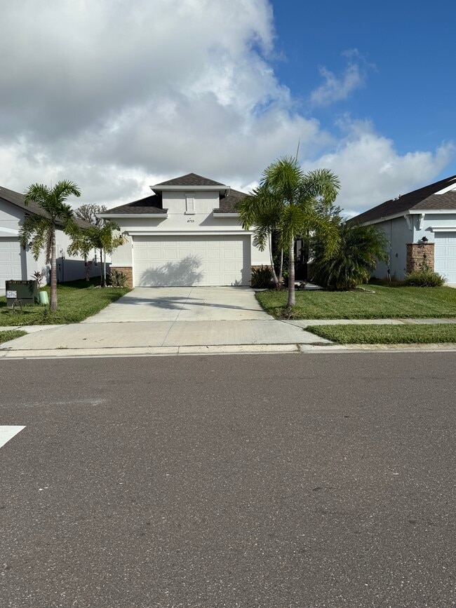 property at 4755 Reisswood Lp