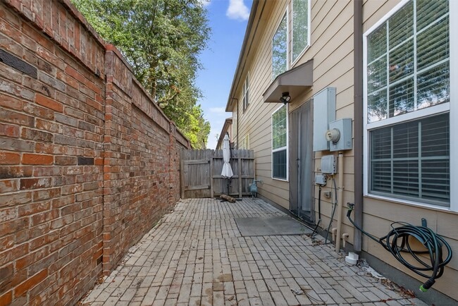 property at 1314 Glenwood Canyon Ln