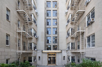 720 Fort Washington Ave in New York, NY - Building Photo - Building Photo