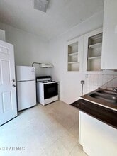 1114 E Rio Grande Ave in El Paso, TX - Building Photo - Building Photo