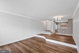 2942 Yarling Ct in Falls Church, VA - Building Photo - Building Photo