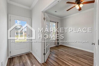 296 Torslanda Ln in Summerville, SC - Foto de edificio - Building Photo