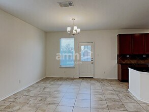 135 Bass Ln in New Braunfels, TX - Building Photo - Building Photo