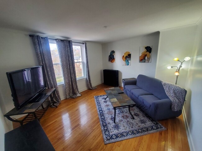 property at 1338 Main St