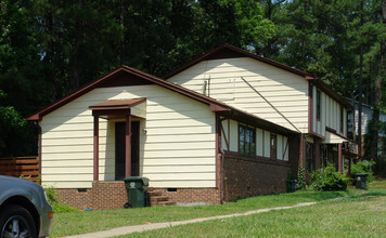 3107 New Hope Church Rd in Raleigh, NC - Building Photo - Building Photo