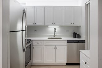 Columbus Plaza in Chicago, IL - Foto de edificio - Interior Photo