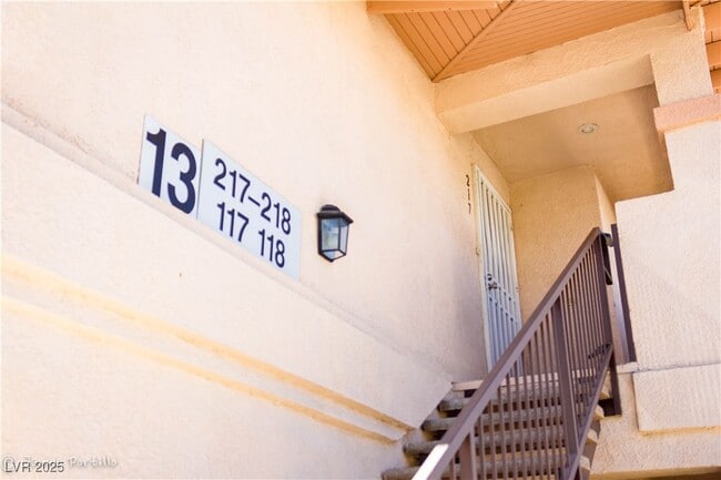 property at 350 S Durango Dr