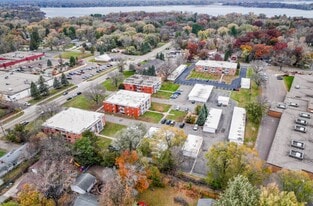 Bellaire Estates in White Bear Lake, MN - Building Photo