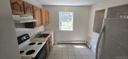 1335 Union Ave in Newburgh, NY - Building Photo - Building Photo