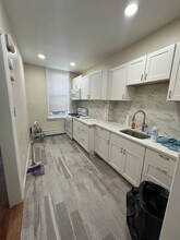 66-13 60th Ln in Queens, NY - Building Photo - Building Photo