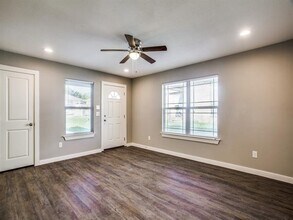 3213 Karen St in Fort Worth, TX - Building Photo - Building Photo