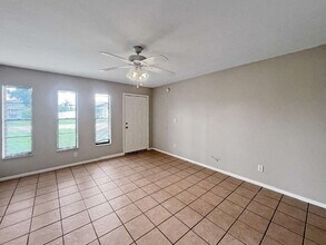 17586 Cypress Point Rd in Ft. Myers, FL - Building Photo - Building Photo