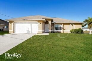 1842 NW 5th Pl in Cape Coral, FL - Building Photo