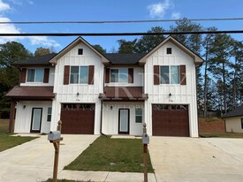 34 Lyons Dr NW in Rome, GA - Building Photo