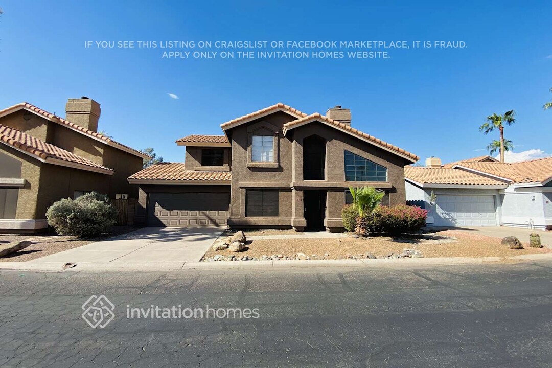 42 W Melody Ave in Gilbert, AZ - Building Photo