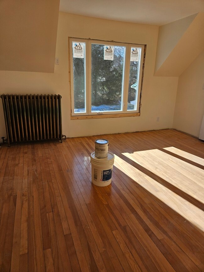 34 Park St, Unit Unit #1 in South Paris, ME - Foto de edificio - Building Photo