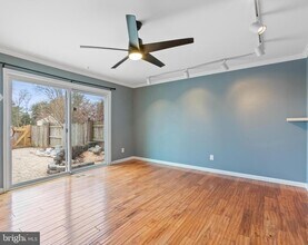 19327 Frenchton Pl in Gaithersburg, MD - Building Photo - Building Photo