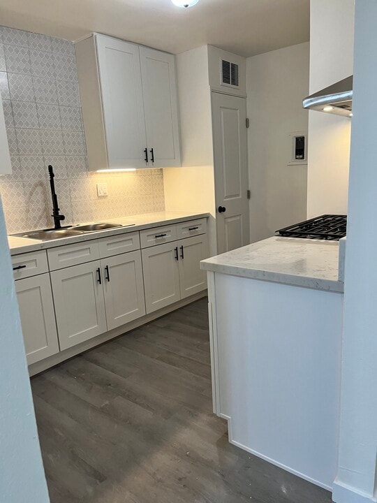 385 Vernon Dr, Unit Upland c in Upland, CA - Foto de edificio