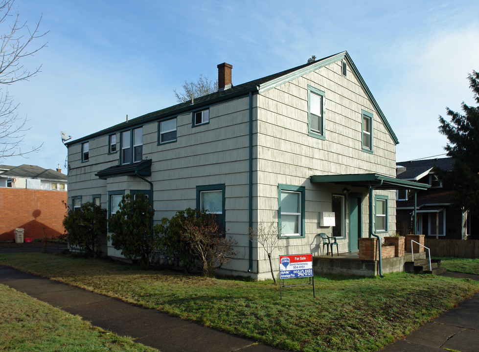 363 SW B Ave in Corvallis, OR - Building Photo