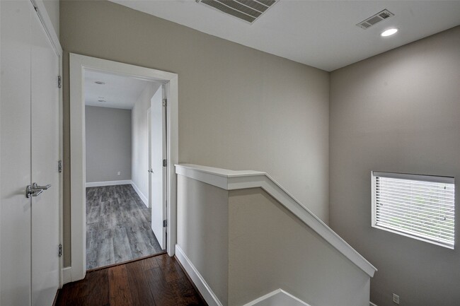 property at 607 Sydnor St