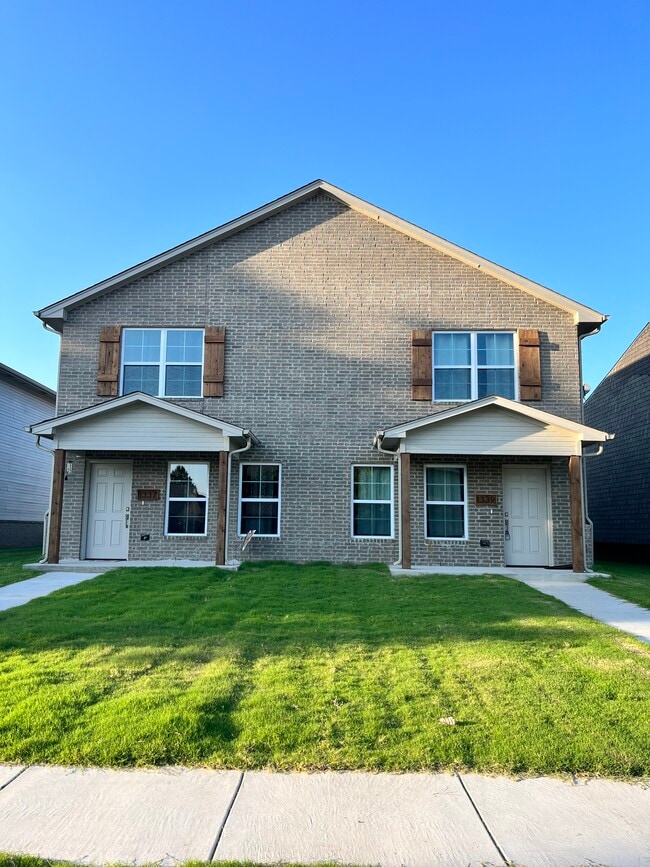 1335 Eastgate Dr in Norman, OK - Building Photo - Building Photo