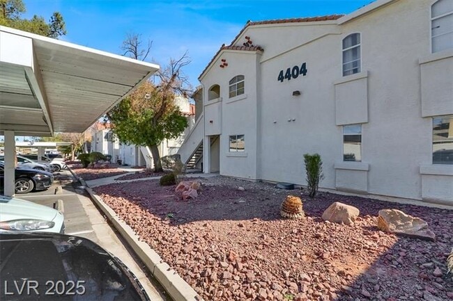 4404 W Lake Mead Blvd in Las Vegas, NV - Building Photo - Building Photo