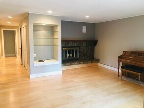4475 Laguna Pl in Boulder, CO - Building Photo - Building Photo
