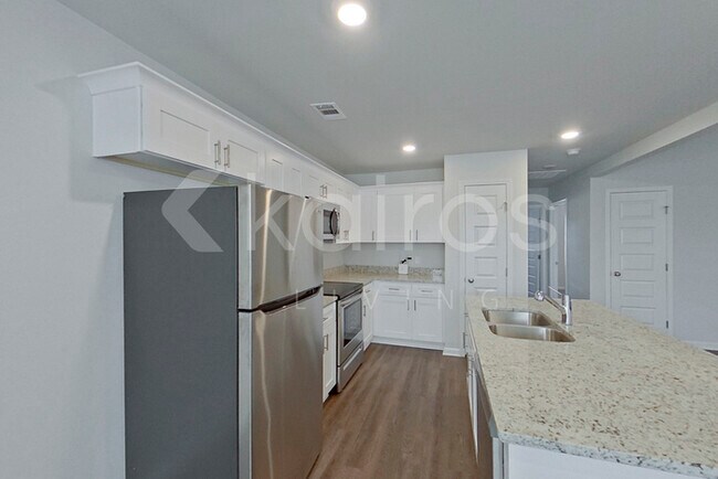 118 Western Red Cedar Dr in Springfield, GA - Building Photo - Building Photo