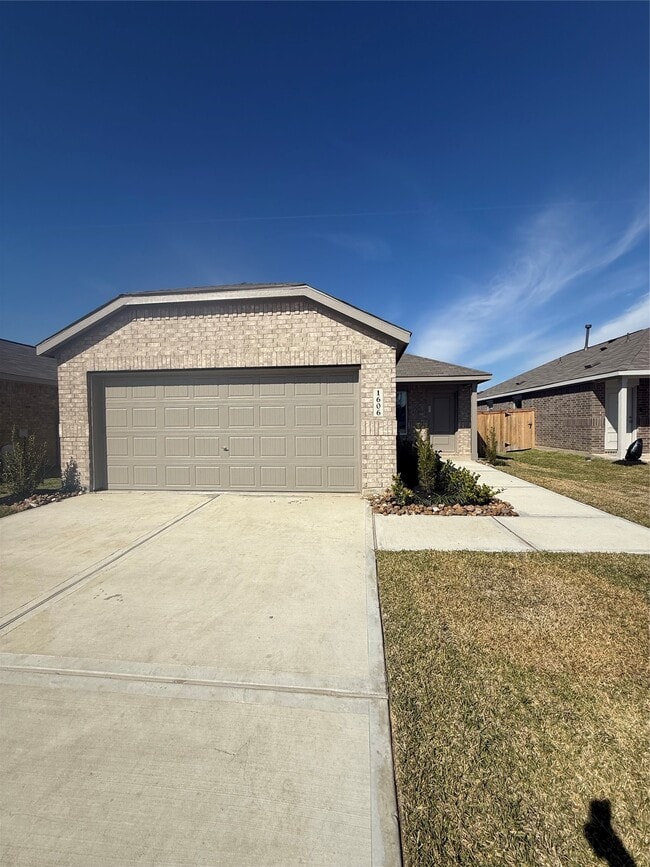 property at 1606 Gardenia Grv Ln