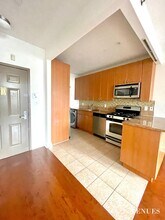 231 E 111th St in New York, NY - Foto de edificio - Building Photo