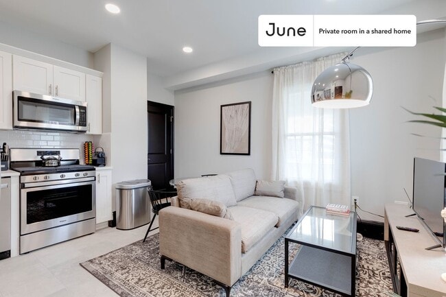 Room in Shared 4 bed/1.5 bath home in Boston, MA - Building Photo - Building Photo