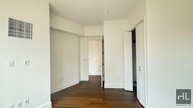 East 44th Street in New York, NY - Building Photo - Building Photo