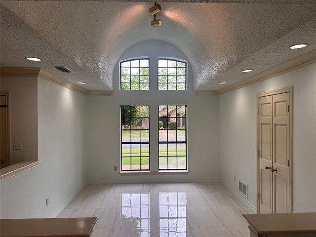 532 Evergreen Dr in Hurst, TX - Building Photo - Building Photo