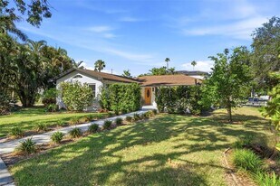 402 Erie Ave in Tampa, FL - Building Photo