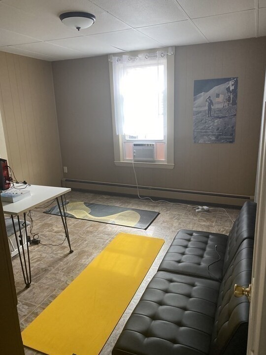 55 Oak St, Unit #2 in Somerville, MA - Building Photo