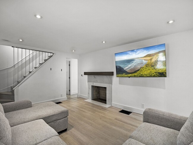 property at 3 Centre St