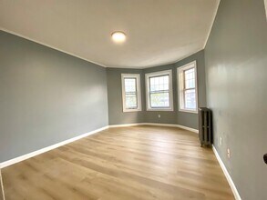 31 Queensberry St, Unit 19 in Boston, MA - Building Photo - Building Photo