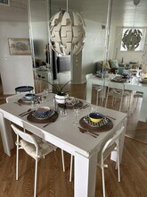 5880 Collins Ave in Miami Beach, FL - Foto de edificio - Building Photo