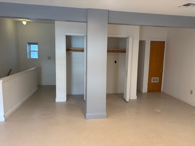 111 S Orange Ave, Unit 1 in South Orange, NJ - Foto de edificio - Building Photo