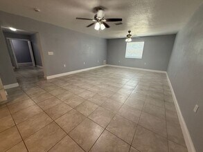 810 E Stratford Ave in Tampa, FL - Building Photo - Building Photo